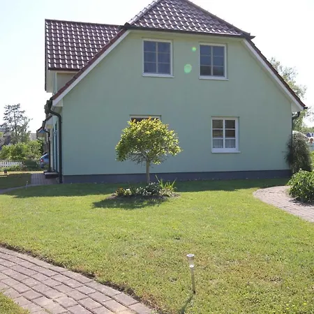 Apartment Am Steuerbord *