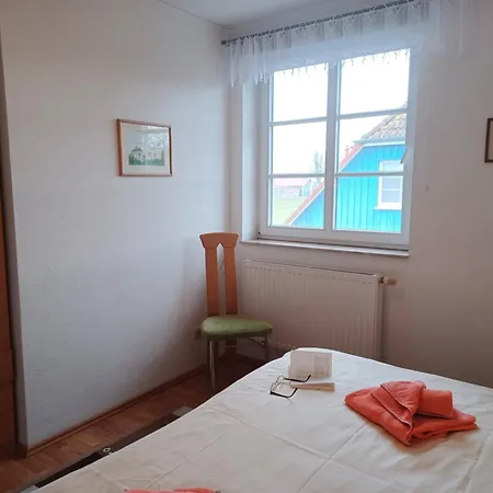 Am Steuerbord Wustrow (Fischland)