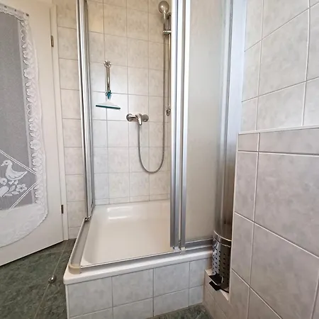 Am Steuerbord Wustrow (Fischland)